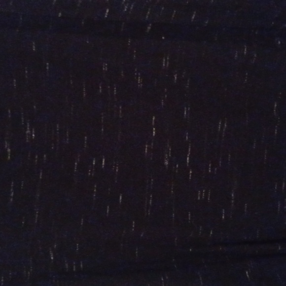 💙🌺Black Sleeveless Top Zipper In The Back - Picture 4 of 8